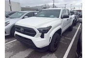 $35000 : Toyota Tacoma 2024 4x2 SR 4d thumbnail