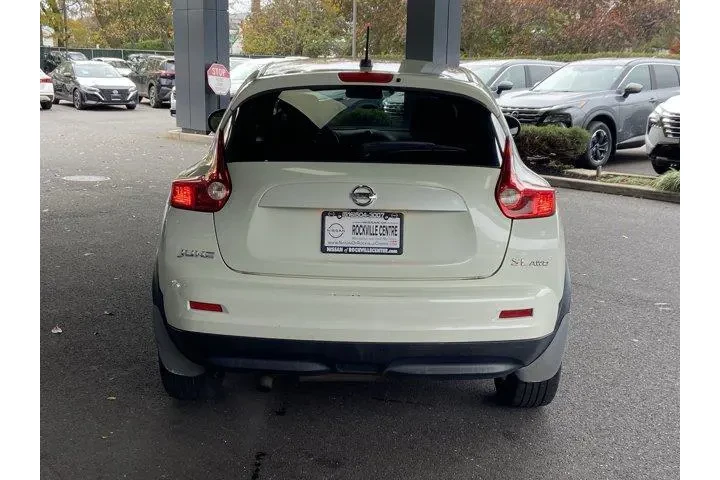 Nissan JUKE 2011 AWD S 4dr C image 6