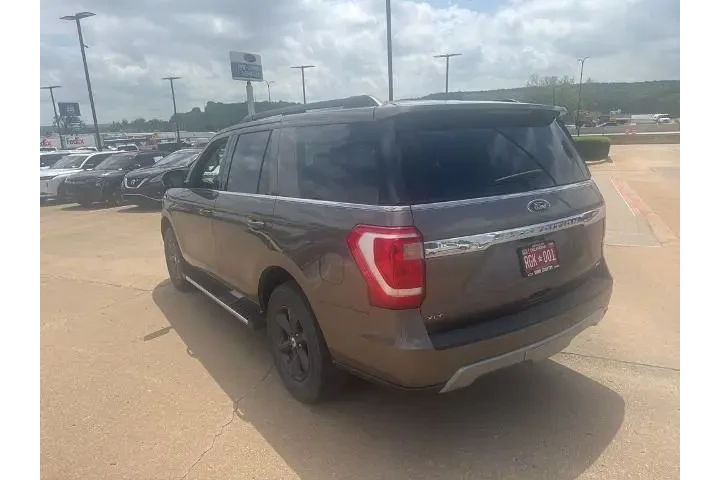 $20956 : Ford Expedition 2019 4x4 XLT image 4