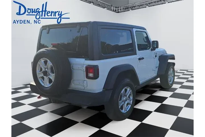 $24998 : Jeep Wrangler 2020 4x4 Sport image 5