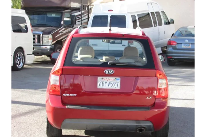 $5995 : 2007 Rondo LX image 7