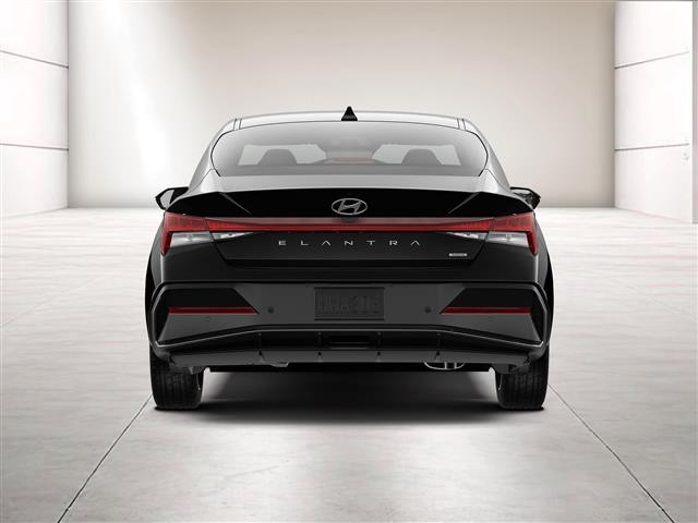 $31210 : New 2024 Hyundai ELANTRA HYBR image 6