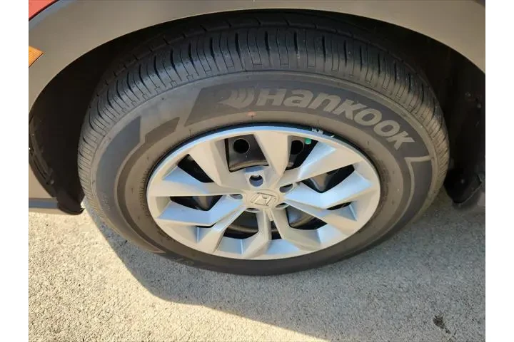 $26500 : Honda CR-V 2024 LX 4dr SUV image 10