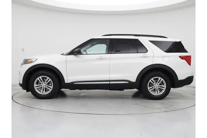 $27998 : Ford Explorer 2022 AWD XLT 4 image 3