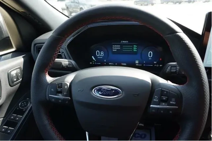 $30575 : Ford Escape 2024 AWD ST-Line image 9