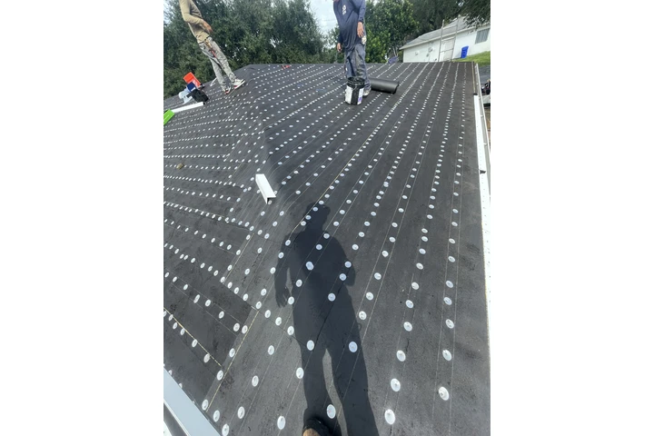 Ago Roofing reparaciones techo image 5