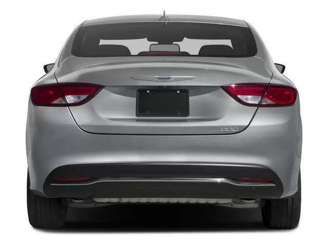 2016 200 Limited image 6