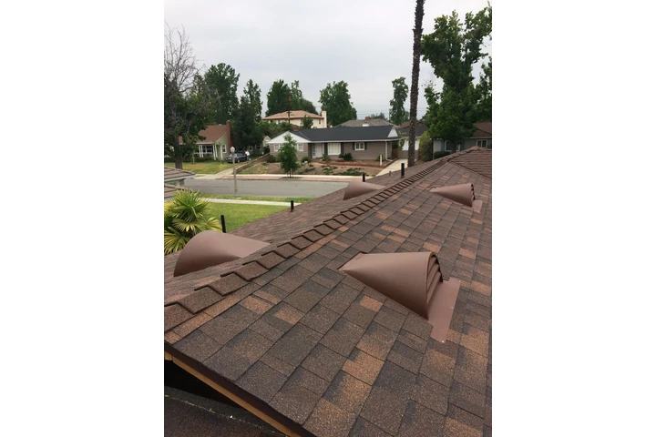 Muñoz roofing image 3