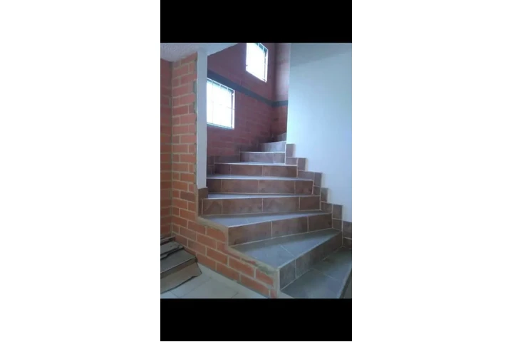 $270000000 : Venta casa Madrid Cundinamarca image 4