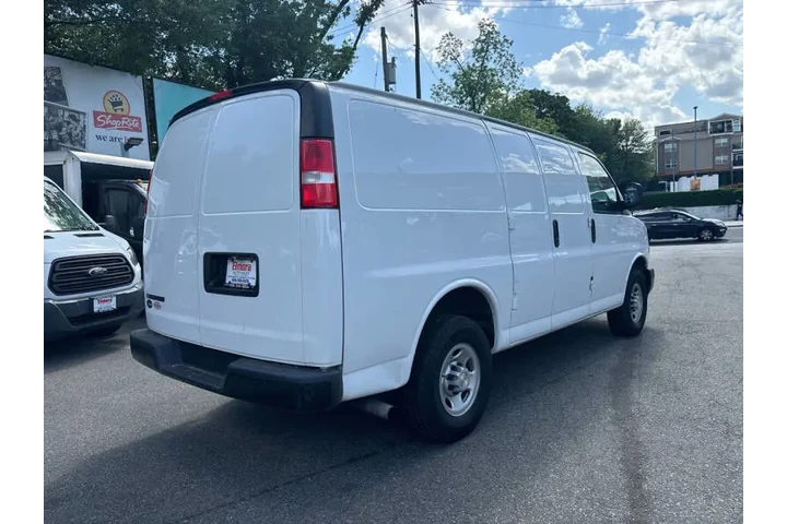 $23999 : 2021 Express 2500 image 7