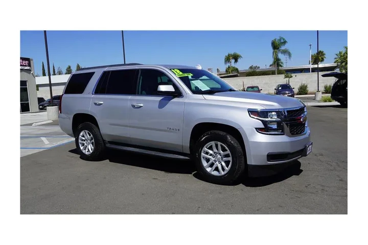 $28984 : 2018 Tahoe LT image 4