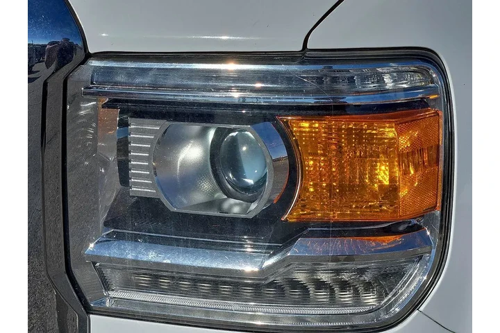 $39995 : GMC Sierra 2500HD 2019 4x4 D image 7