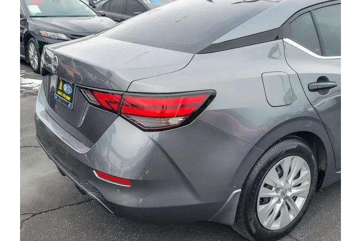 $19887 : Nissan Sentra 2025 S 4dr Sed image 9