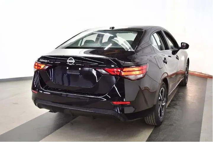 $20994 : Nissan Sentra 2025 SV 4dr Se image 7