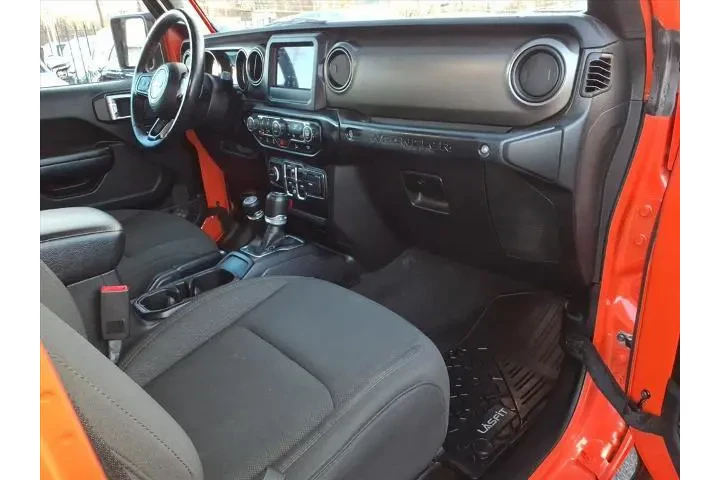 $18999 : Jeep Wrangler Unlimited 2020 image 9