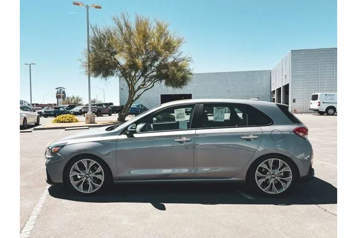 $22477 : Hyundai ELANTRA GT 2020 N Li image 4