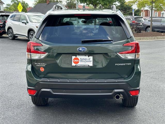 $31811 : PRE-OWNED 2023 SUBARU FORESTE image 3