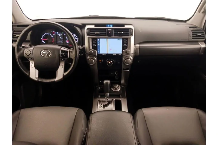 $39998 : Toyota 4Runner 2024 4x4 SR5 image 9