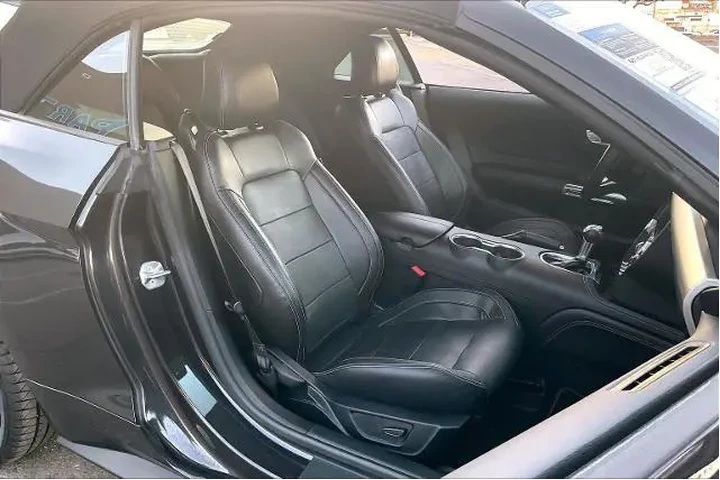 $28991 : Ford Mustang 2023 EcoBoost 2 image 8