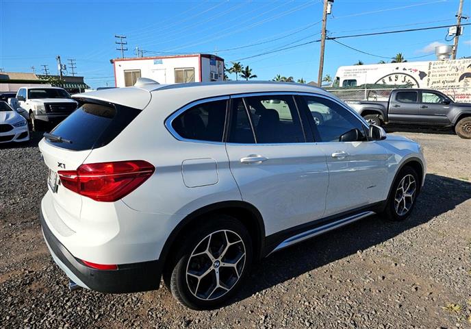 2017 BMW X1 image 4