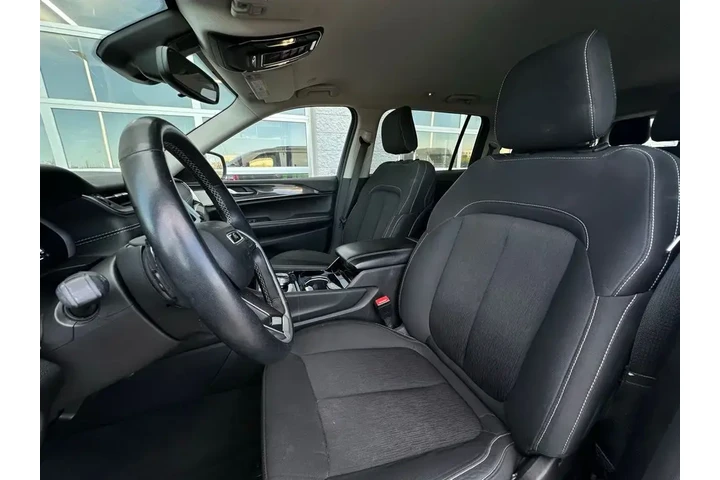 $24299 : Jeep Grand Cherokee L 2022 4 image 6