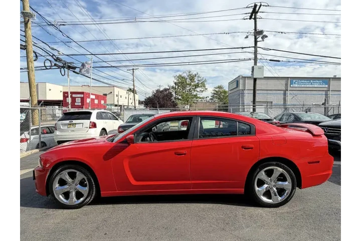 $7399 : 2014 Charger SXT Plus image 7