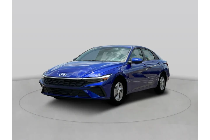 $18920 : Hyundai ELANTRA 2025 SE 4dr image 1