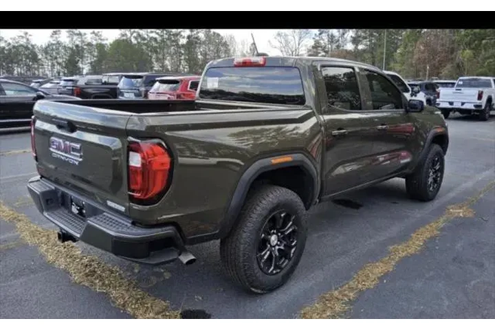 $34081 : GMC Canyon 2024 4x2 Elevatio image 4