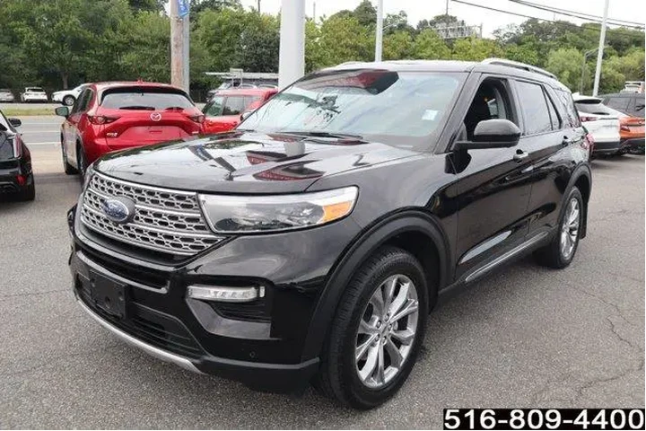 $27647 : Ford Explorer 2022 AWD Limit image 9