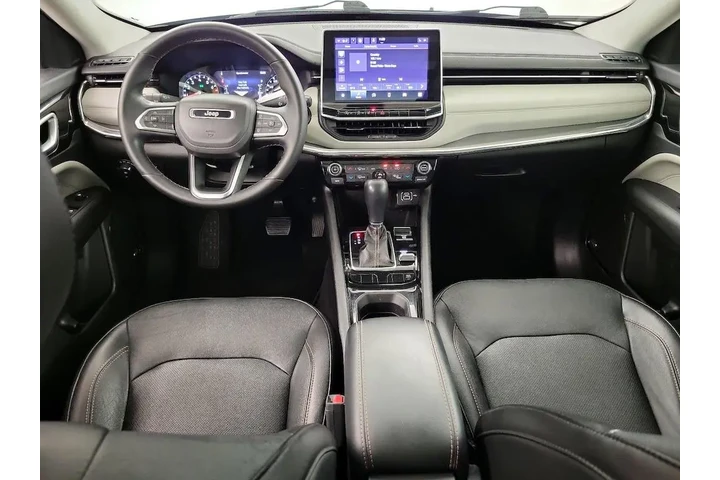 $23998 : Jeep Compass 2022 4x4 Limite image 9