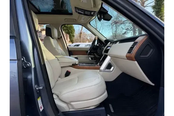 $34990 : Land Rover Range Rover 2020 image 8