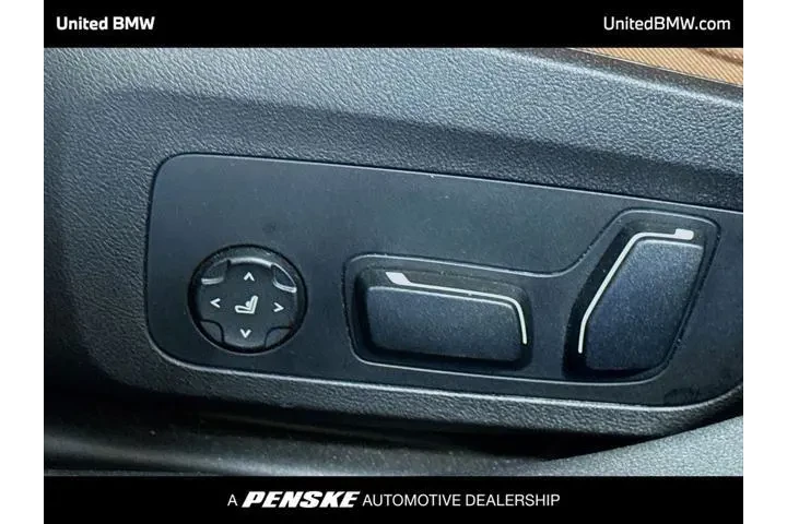 $36995 : BMW 3 Series 2025 330i 4dr S image 4