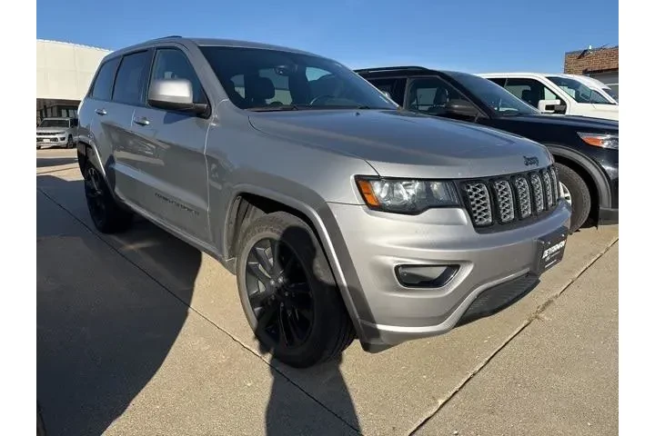$18290 : Jeep Grand Cherokee 2018 4x4 image 1