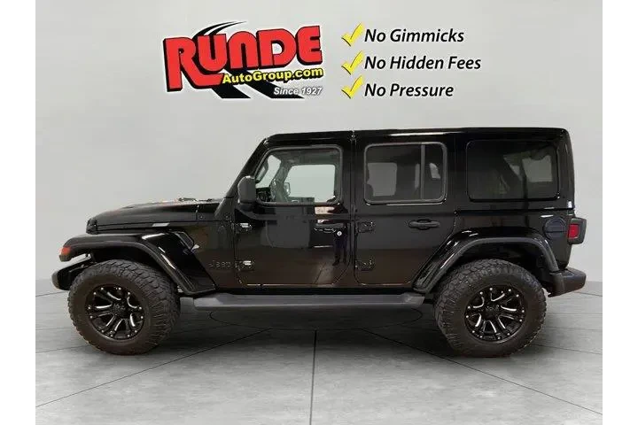 $33990 : Jeep Wrangler Unlimited 2021 image 2