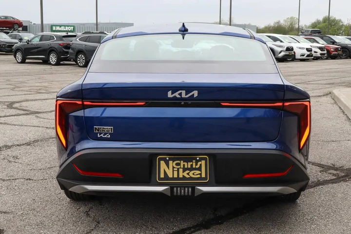 $20988 : 2025 K4 LXS FWD image 5