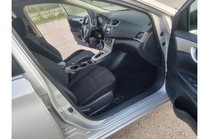 $7899 : 2015 Sentra SL image 8