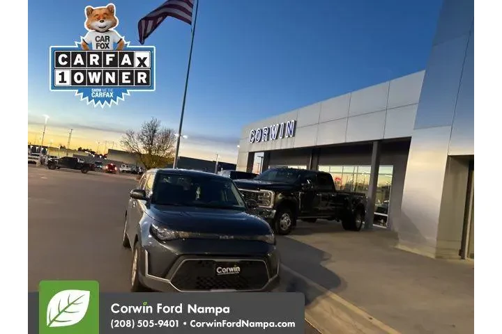 $17289 : Kia Soul 2023 S 4dr Crossove image 2