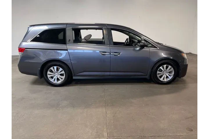 $17961 : Honda Odyssey 2017 SE 4dr Mi image 2