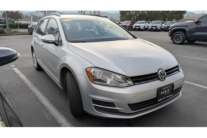 $11990 : 2017 Golf SportWagen S 4Motion image 5