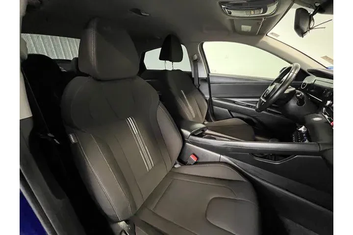 $17944 : Hyundai ELANTRA 2021 image 9