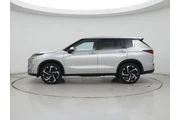 $25998 : Mitsubishi Outlander 2022 AW thumbnail
