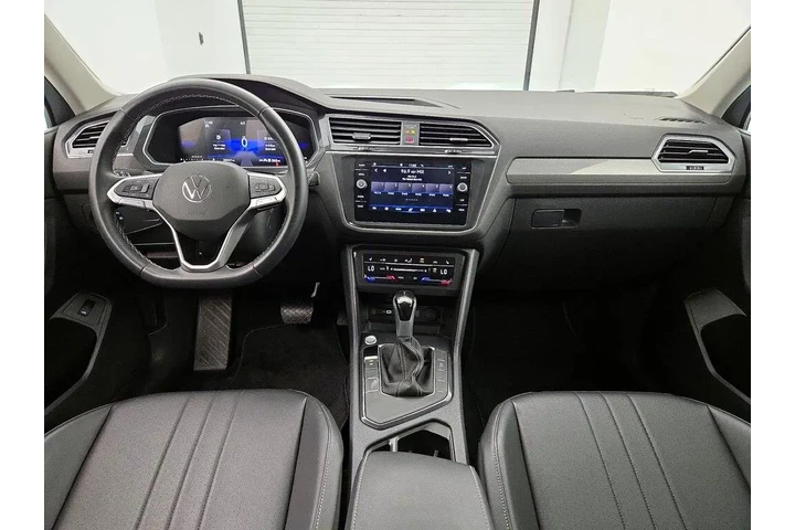 $21998 : Volkswagen Tiguan 2024 SE 4d image 9