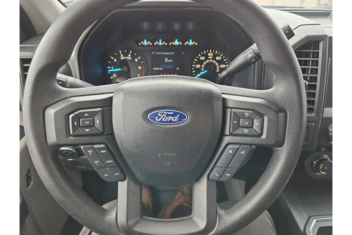 $25783 : Ford F-150 2020 4x4 XL 4dr S image 7