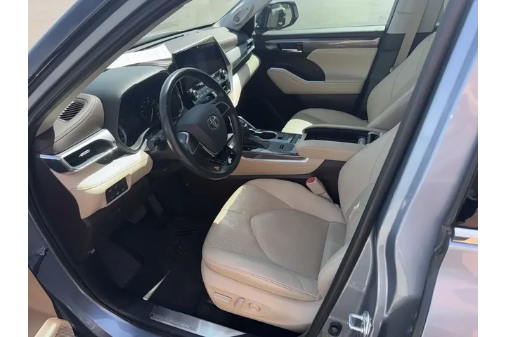 $34998 : Toyota Highlander 2021 Limit image 2