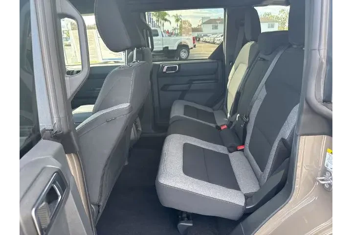 $39990 : Ford Bronco 2025 4x4 Big Ben image 8