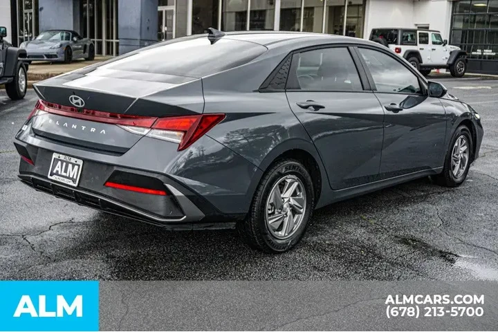 $19420 : Hyundai ELANTRA 2025 SE 4dr image 5