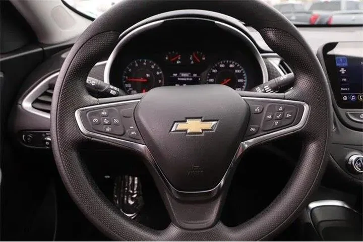$20950 : Chevrolet Malibu 2024 LT 4dr image 10