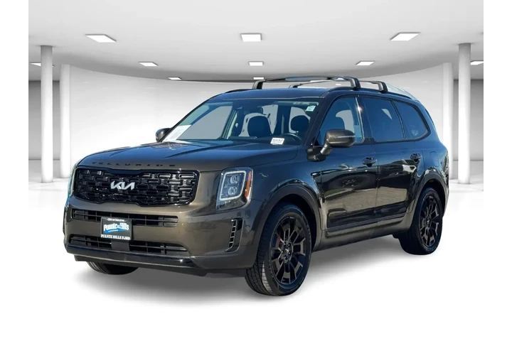 $29910 : Kia Telluride 2022 AWD EX 4d image 2