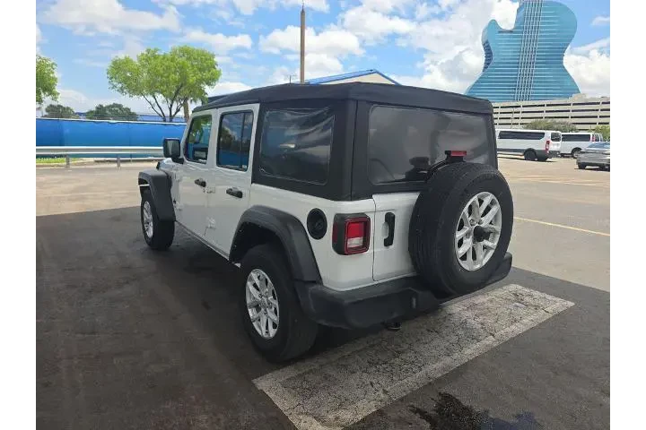 $27185 : Jeep Wrangler 2023 4x4 Sport image 2