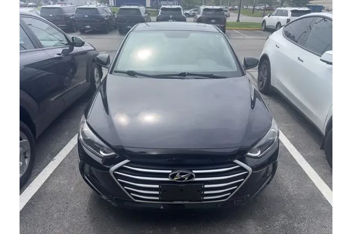 $11977 : Hyundai ELANTRA 2018 Value E image 4